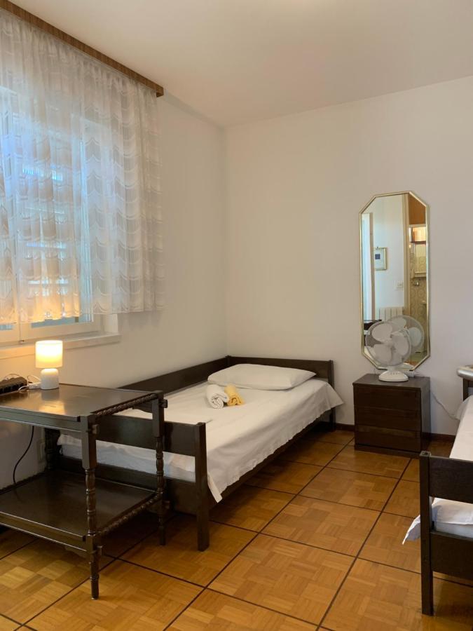 Vila Primo Primošten Extérieur photo